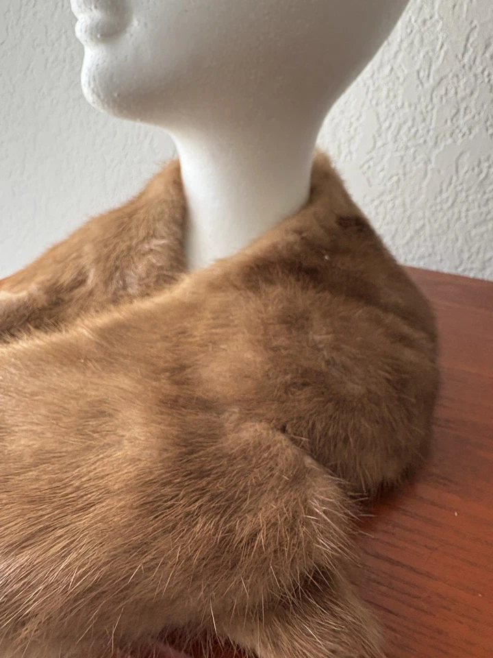 "Cuello de piel Minx vintage años 50 forrado alrededor de los años 50 aprox 32"" L" Foto 2 de 4