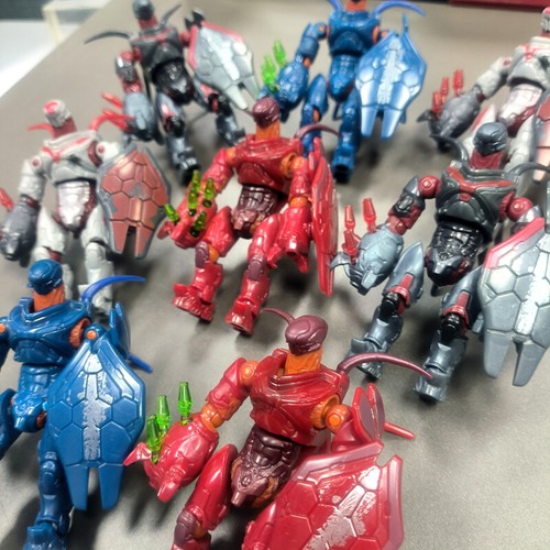 8Pcs Mega Bloks Construx Halo Infinite Blue Red Grey HUNTER Figure GNB28 GFT55 - Picture 3 of 4