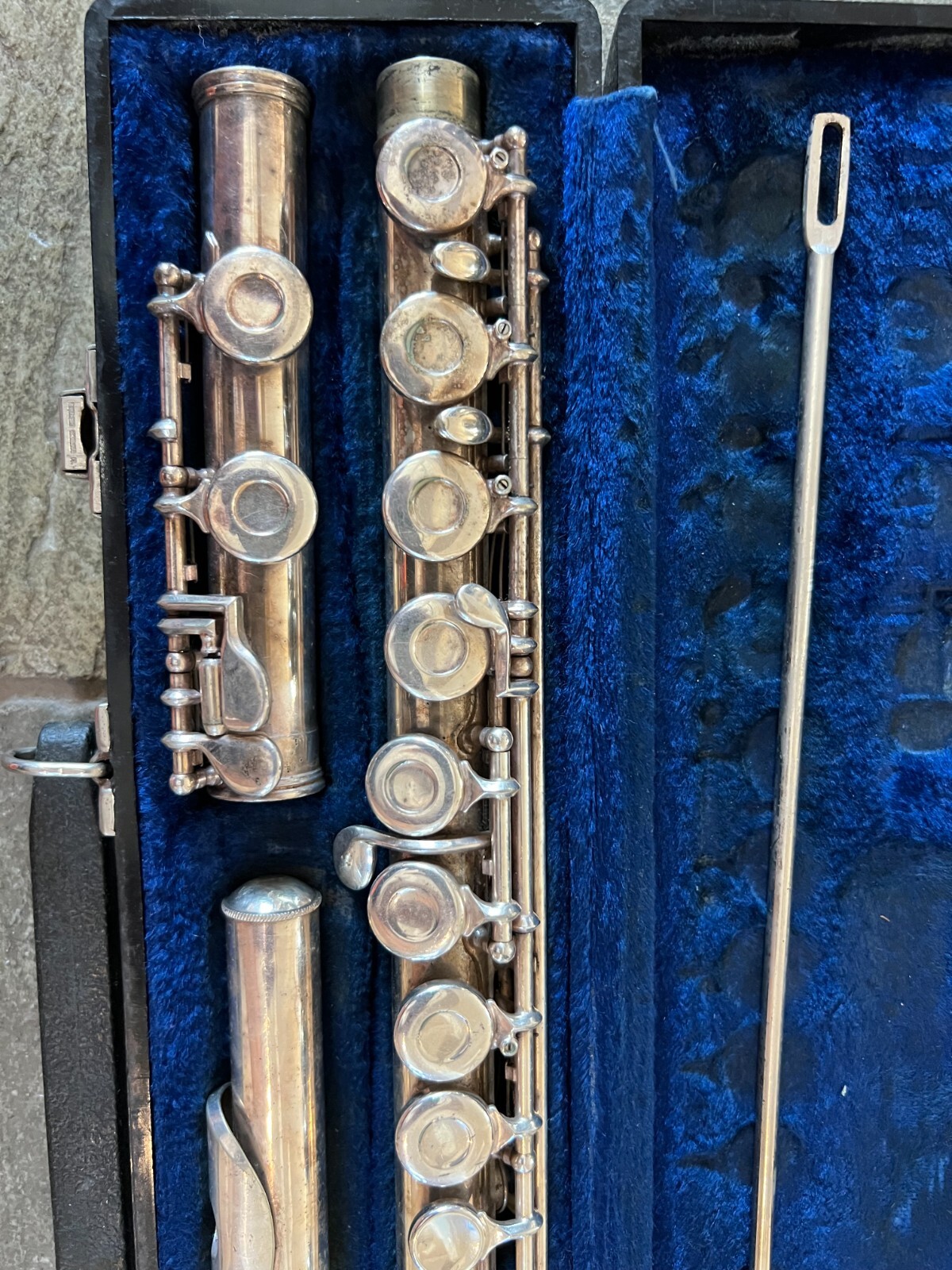 Picture 1 of 5