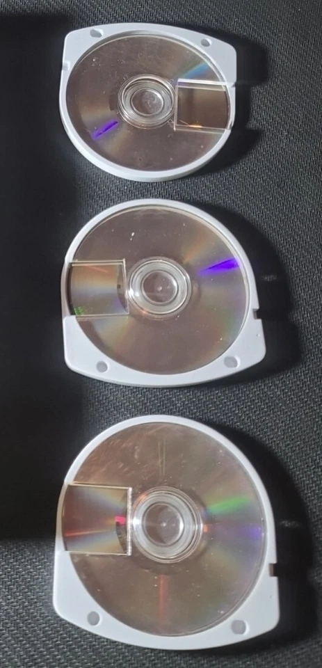 PSP 3 Discs only  + daxter CIB - Read description - Image 2 of 4