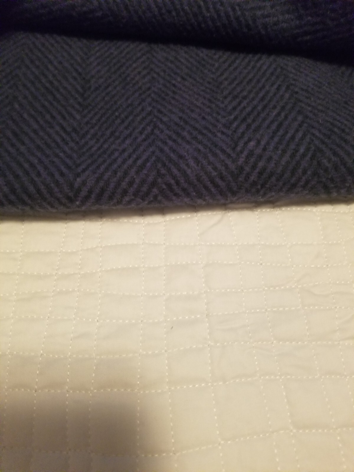 HERRINGBONE Wool blanket/Throw 64X49 Warm/Heirloom quality/Famous Maker