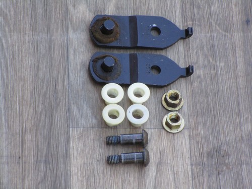 99-04 MUSTANG COBRA CONVERTIBLE TOP HYDRAULIC RAM MOUNTING HARDWARE OEM 99SVT - Picture 4 of 7