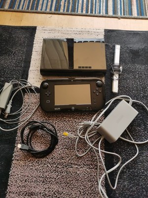 Nintendo Wii U Konsole Schwarz, Komplettset WUP 101(03) (20)