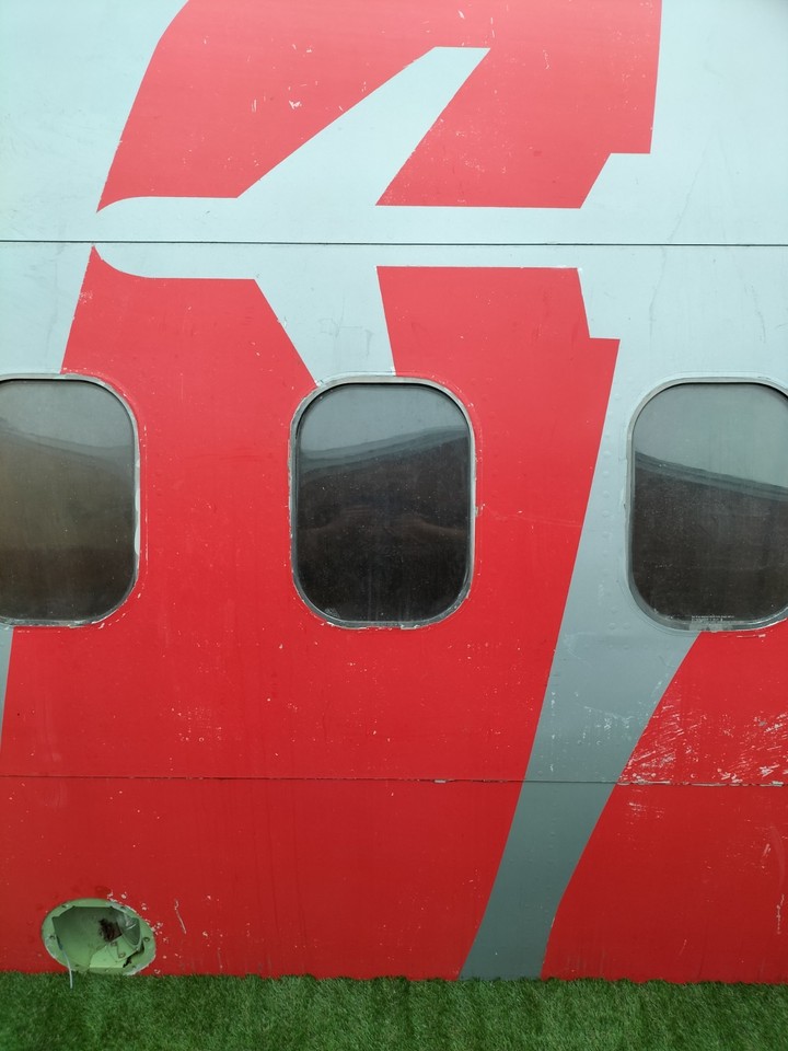 757 Window Frame Jet2 Boeing 757-200 Fuselage Cut G-LSAI Aircraft Window Piece | eBay UK