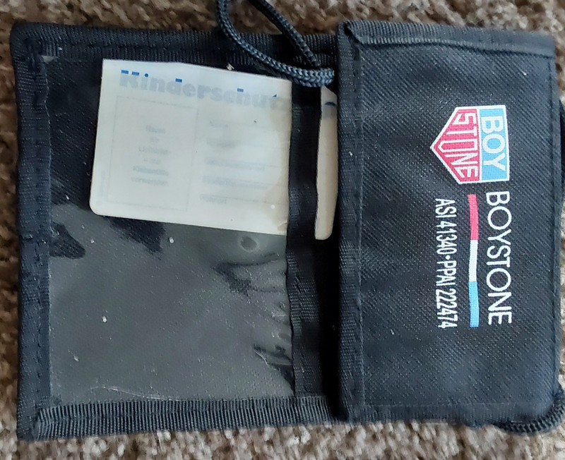 AROUND THE NECK POUCH FOR CHILD ID , PASSPORT AND MORE (KINDERSCHUTZPASS)