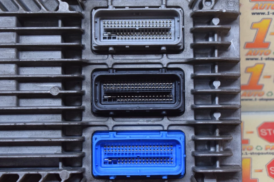 Chevrolet Traverse 2013-2016 motor módulo de computadora ecu ecm 12653998 ABAM OEM Foto 4 de 4