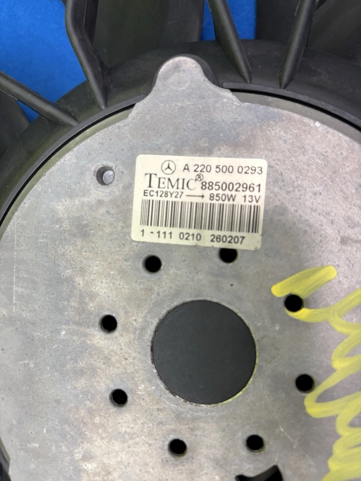 05-14 Mercedes W221 S550 CL63 AMG Motor Radiador Ventilador Conjunto Motor OEM Foto 4 de 4