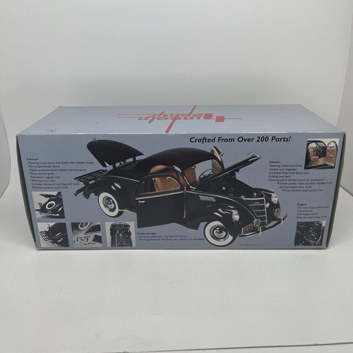 Colección Precision 100 Ford 1937 Lincoln Zephyr 1/18 Diecast Model Car LEER - Imagen 18 de 24