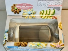 Vtg Super Shooter Plus Accessory Kit 18 metal discs 1 large barrel Proctor Silex