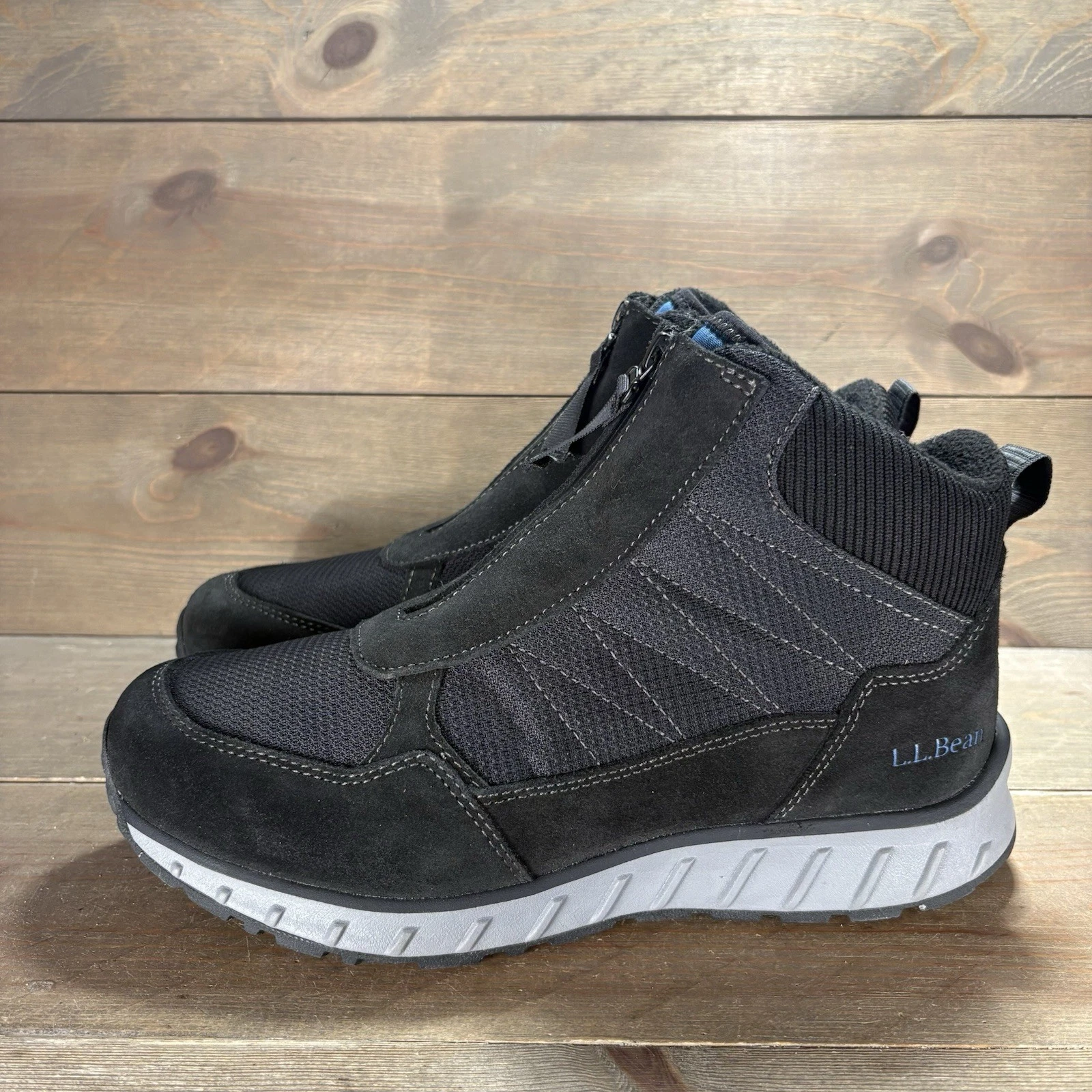 ll bean snow sneaker 5 mens size 9 wide shoes black waterproof snow boots
Opens in a new window or t