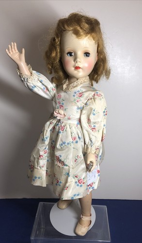 17” Vintage American Character Sweet Sue Doll Walker All Original 1950’s Cute #S