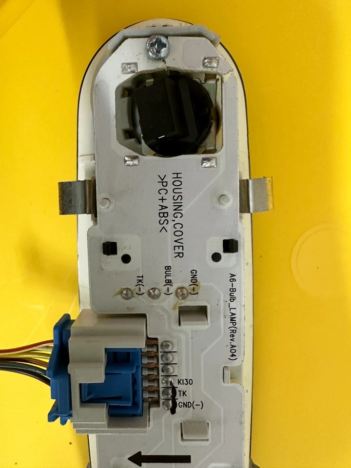 AUDI A7 QUATTRO 2012-2017 INTERIOR TRASERO DOMO LUZ INTERRUPTOR OEM Foto 4 de 4