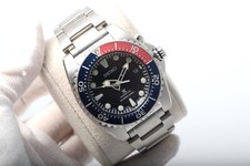 SEIKO Kinetic Diver 5M82-0AF0 Stainless Steel Red & Blue Bezel Men's Watch