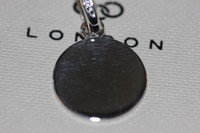 Genuine Links Of London Sterling Silver Small Round Disc Pendant - 5030.0259 Genuine Links Of London Sterling Silver Small Round Disc Pendant - 5030.0259