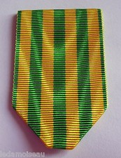 FRANCE: ruban NEUF plié pour médaille de la campagne en INDOCHINE
