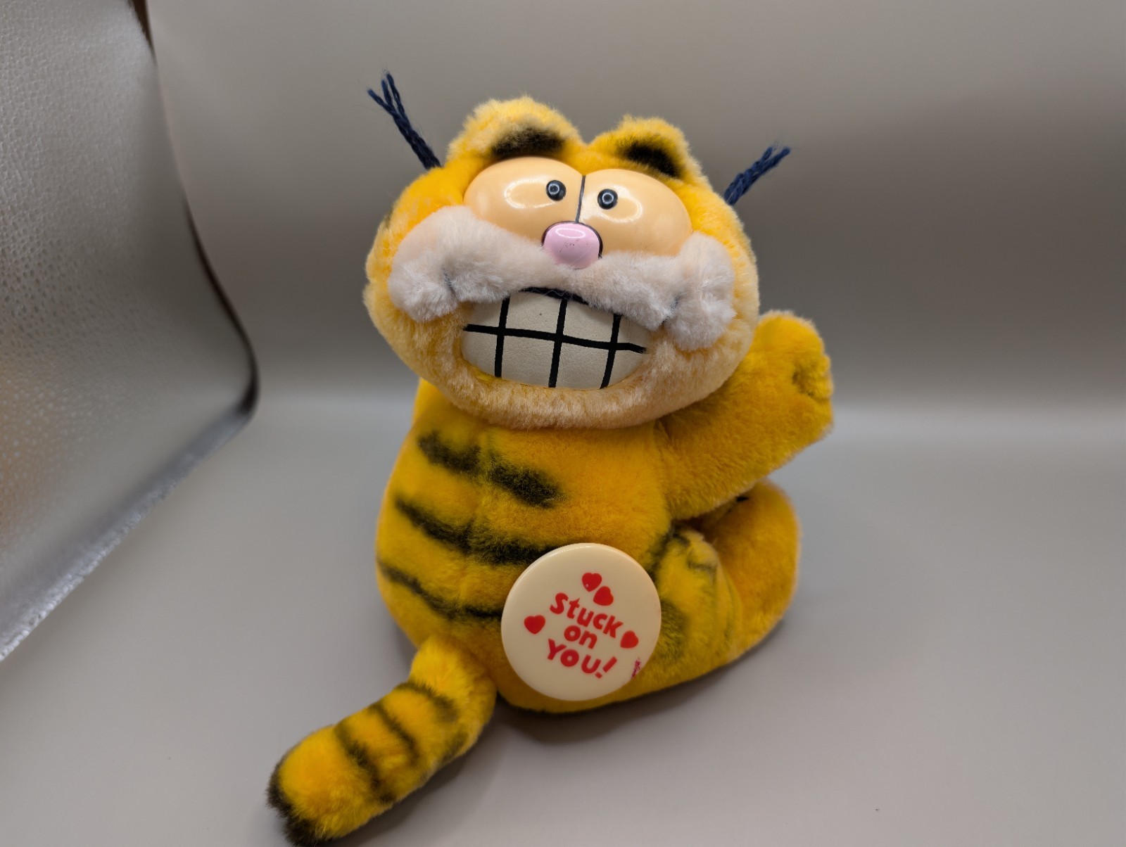 Vintage Garfield Plush Suction Cups for Car Window 1981 Dakin Swivel Head