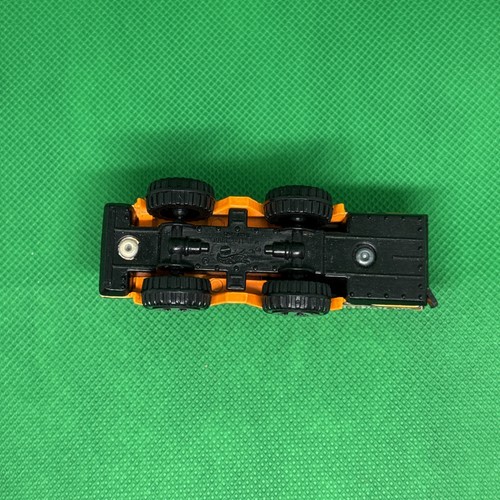 Hot Wheels 1988 Mattel Flame Stopper Unit 02 Orange 1:64 Die Cast - Picture 6 of 7