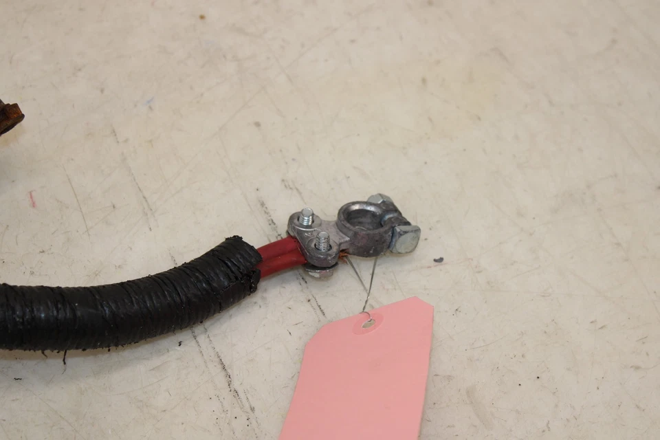 Cabo de bateria positivo Pontiac Solstice GXP 2.0L 2007-2009 FABRICANTE DE EQUIPAMENTO ORIGINAL NA44 - Imagem 4 de 4