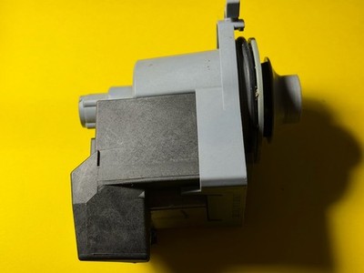 W10805387 WHIRLPOOL WASHER DRAIN PUMP 261B