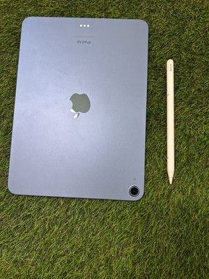 iPad Air 第5世代　64GB Wi-Fi +Apple Pencil Apple iPad Air 5th Generation (64GB) + Apple Pencil (2nd Gen) +