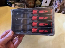 Snap On Awl Hook & Picks Mini Soft Grip 4 Pc Set Classic Red With Tool Tidy Tray