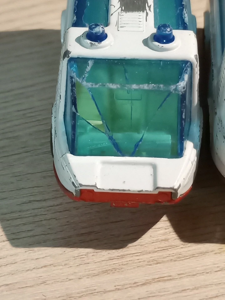 Matchbox 1971 Stretcha Fetcha 2 Car Lot Super fast England 3 Inches Lg - Image 4 of 4