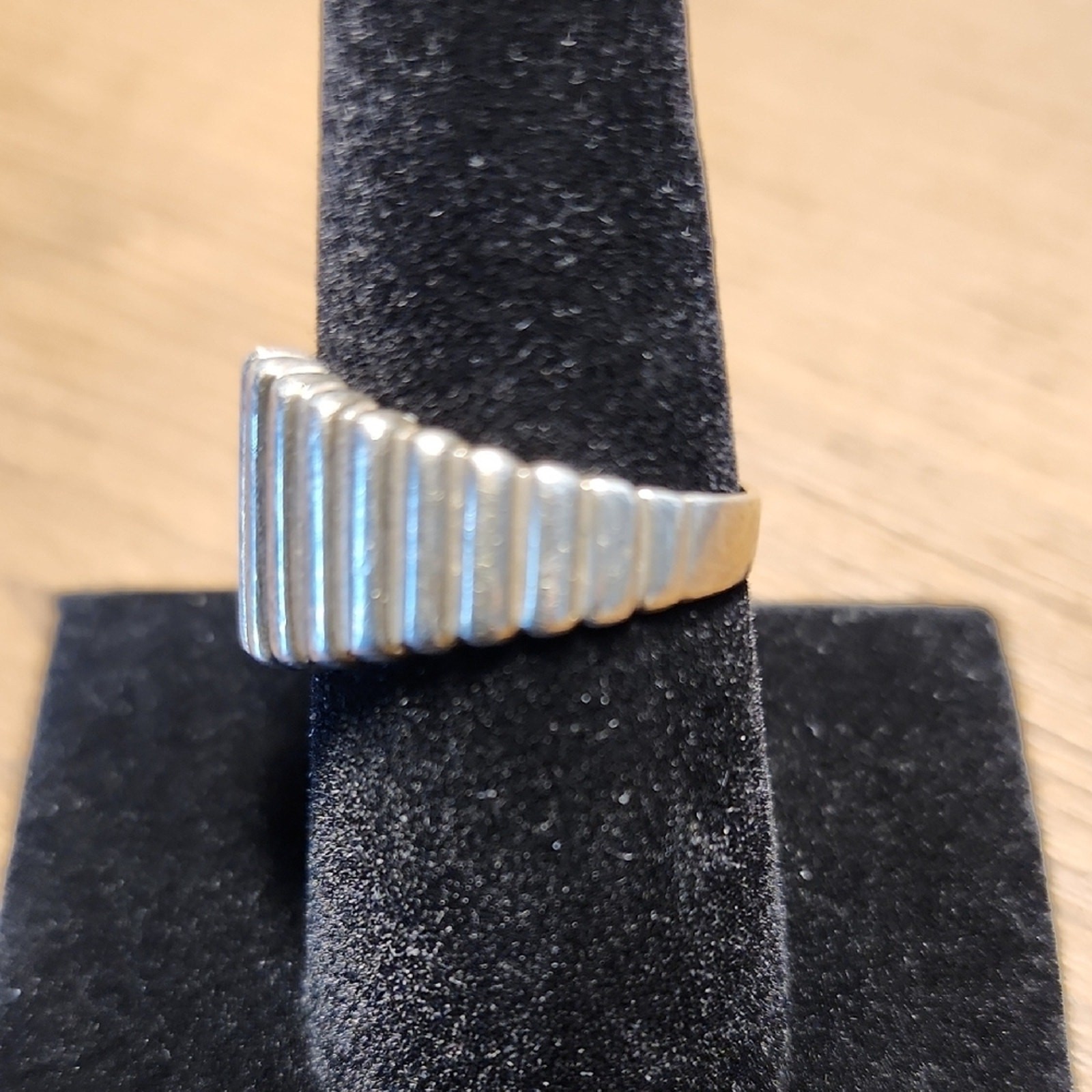 Silver Ribbed Ring - image 5