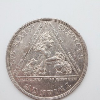 Tres Friedrich Bündnis Silbermedaille 1709 35 mm = 13 2 g Q16