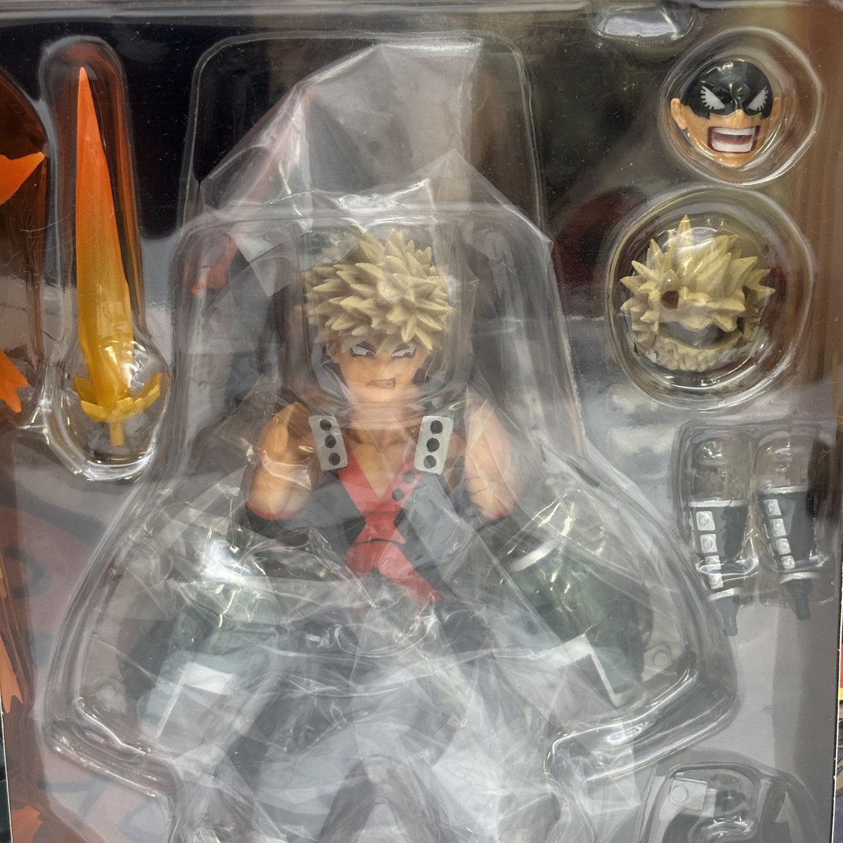 Figure Amazing Yamaguchi No.022 Katsuki Bakugo Revoltech My