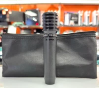 Shure PGA81XLR Condenser Instrument Microphone With Carry Bag