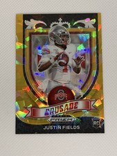 Panini 2021 Prizm Draft Picks Crusade Justin Fields Gold Cracked Ice Rookie #163