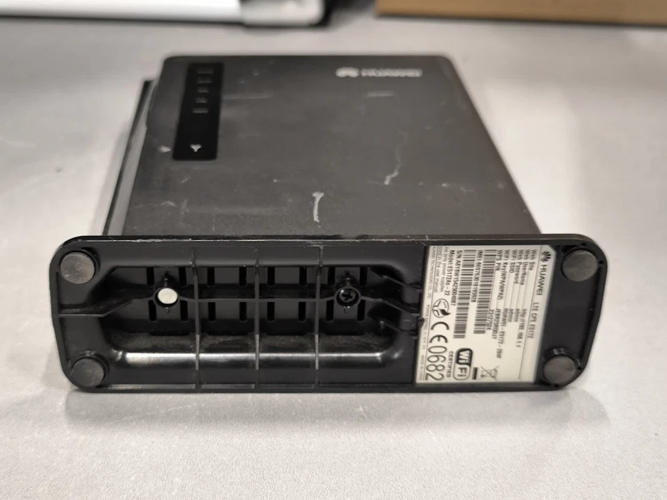 Huawei LTE Cpe E5172 Router - Gebraucht, Spuren Der Verwendung - Bild 3 von 4