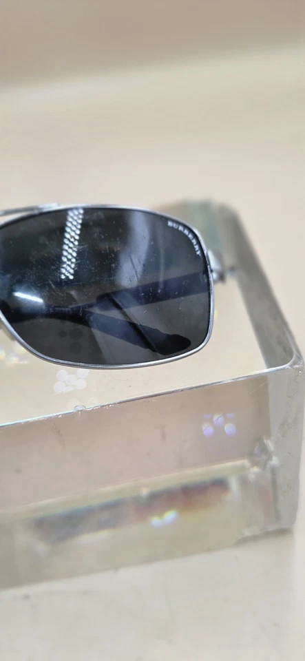 Gafas de sol Burberry B 3074 1003/87 plateadas 63-15-135 usadas leer Foto 3 de 4