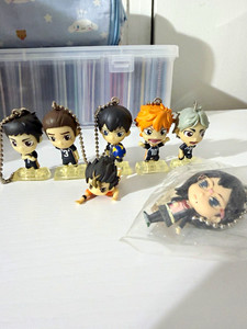 Haikyuu!! Figures Set of 7 -  Mini Keychain Figures from Takara Tomy Arts