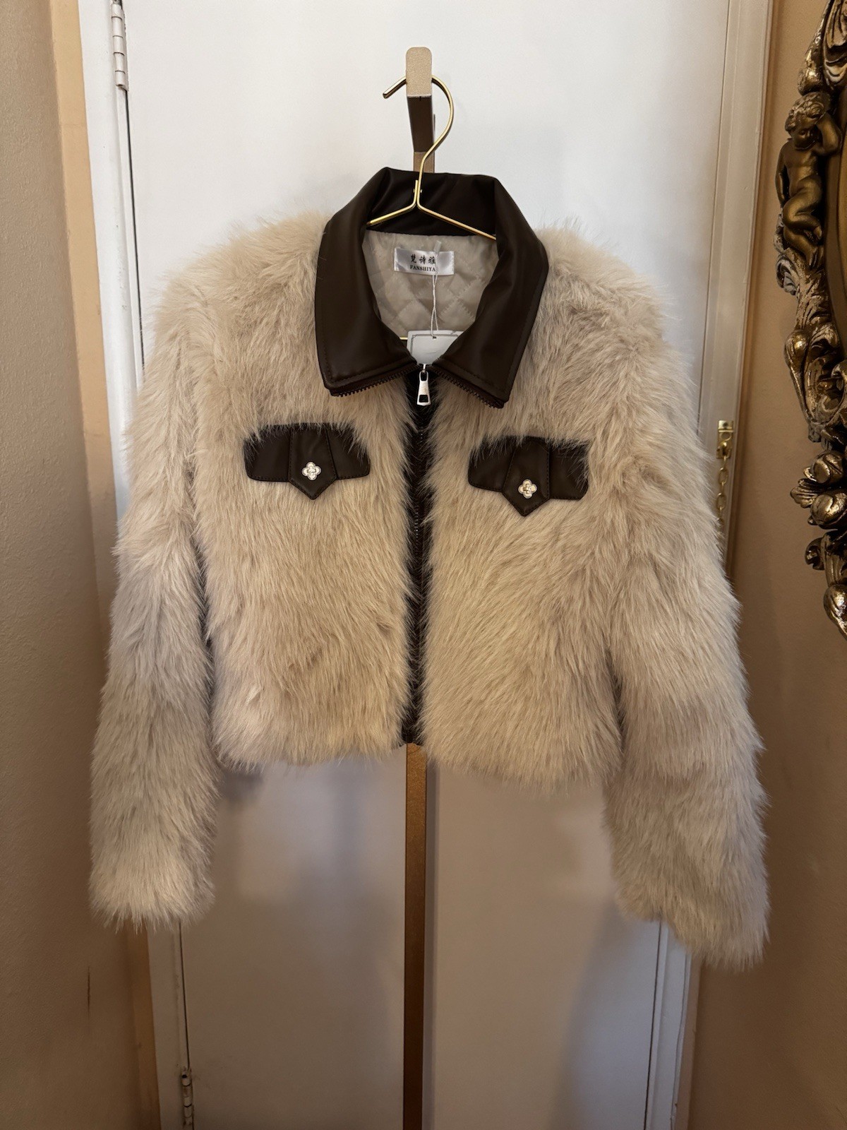 Fury crop jacket faux fur with faux leather details crop elegant beige tan brown