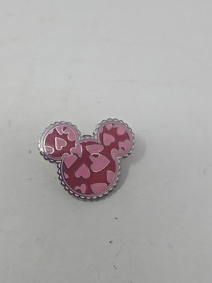 WDW Valentine s Day 2009 Mickey Mouse Icon With Pink Hearts Pin