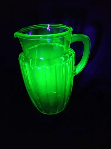 Uranium Depression Glass Pitcher, (Large) Anchor Hocking