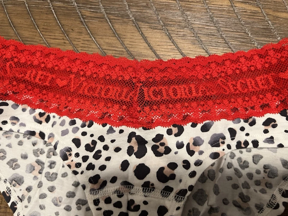 NUEVO CON ETIQUETAS Victoria’s Secret Estampado de Leopardo Tiro Bajo Hiphugger Panty Rojo Encaje Ribete XS Foto 2 de 4