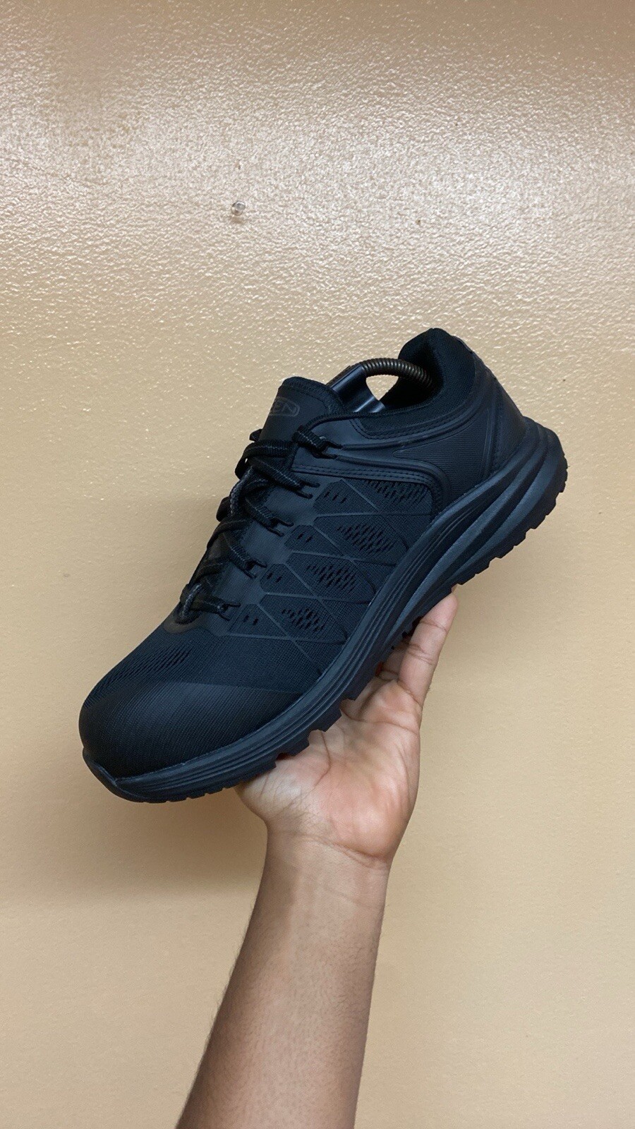 Sneakers da lavoro KEEN Utility Vista Energy Konnect Fit XT punta in acciaio "Triple Black"