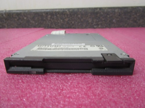 Qty Lot (20) Mitsumi 3.5" 1.44MB Floppy Drives D353F3 Black Bezels - Picture 7 of 7