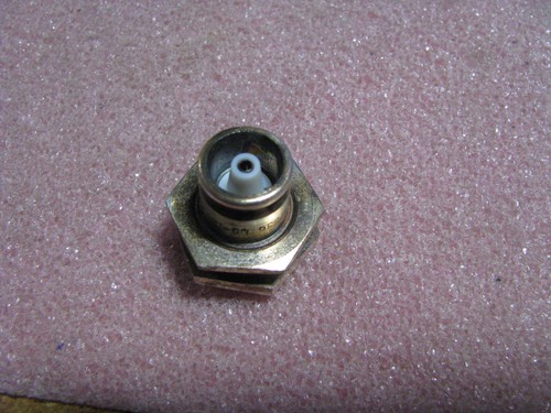 WINCHESTER RF CONNECTOR 50 OHMS # UG1180/U NSN: 5935-00-643-9608 - Picture 3 of 3