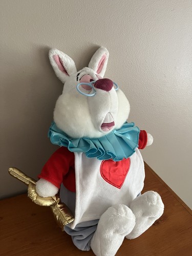 Disney Store Alice In Wonderland White Rabbit Plush w/Trumpet Queen of Hearts - Picture 2 of 4