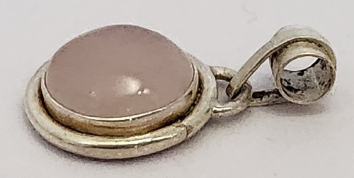 3cm Genuine Rose Quartz Pendant in Sterling Silver - Picture 4 of 6