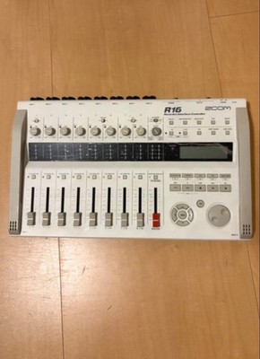 JUNK ZOOM R16 Portable Multi track recorder Japan