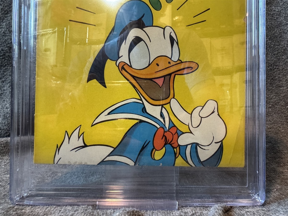 Mickey Mouse Magazine v5 #4 CGC 3.0 (1940 Walt Disney) Daffy Duck