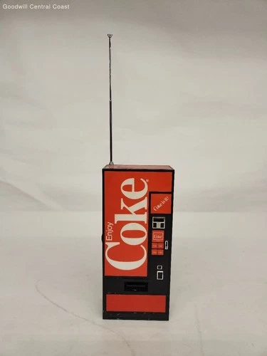 Coca Cola Vintage Vending Machine Radio - Untested