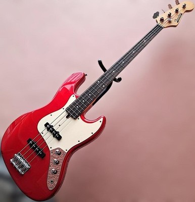 Bacchus BJB JAZZ BASS Fender Headstock