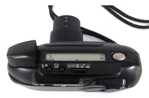 Minolta Riva Zoom 70w 35mm Film Point and Shoot Camera in black working in case - Picture 5 of 10