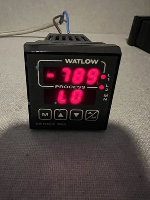 Watlow 965A-3DD0-0000 Temperature Controller