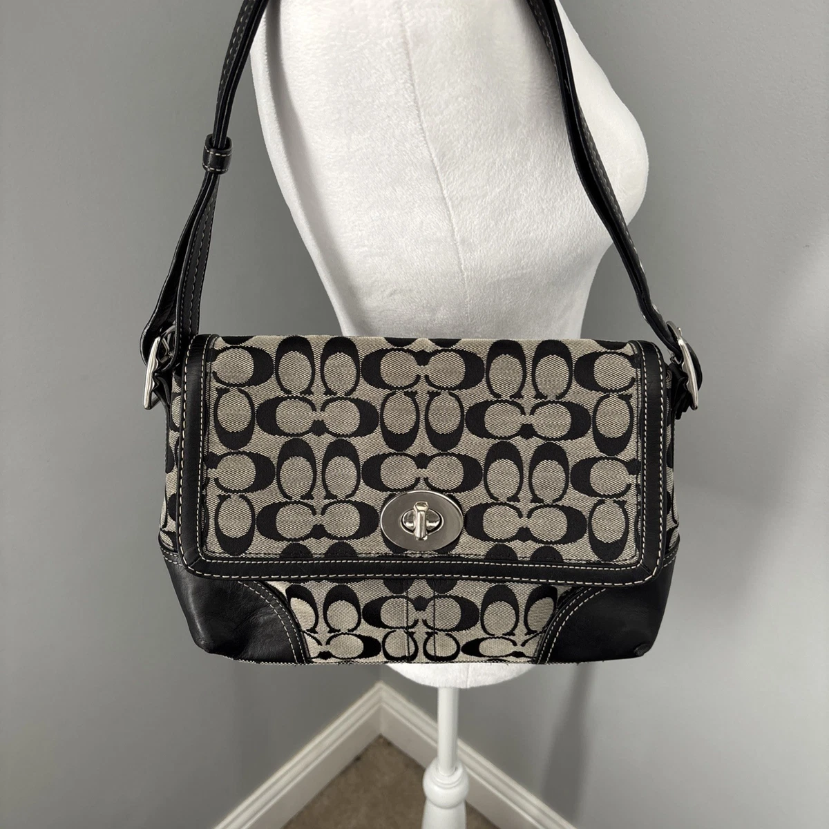 Coach Hampton Turn Lock Bags & Women's Leather Exterior for sale